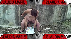 Impossible Positions to Eat Fat Pussy on Street Loving Juices