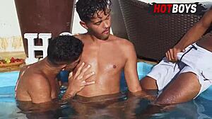 Fodendo O Vizinho Junto Do Meu Parceir�o!