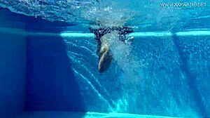 Jessica adored the producer with her sexy look