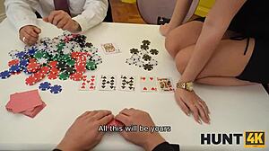 चीक मिल्फ के साथ पियर्स्ड निप्पल्स वाली पीओवी गेम में पागलपन महसूस