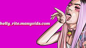 look, this naturale brunette fingers herself to orgasm!