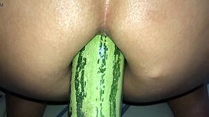 Wanna see extreme anal stretching with a zucchini?