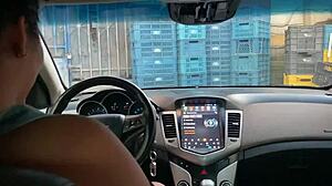 Llevo A Lavar Mi Carro Y Termino Follando Con La Señora Y Me Corro En Su Cara!