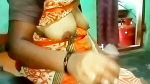 aunty handjob forming boy cock