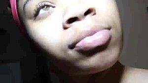 19 Yr Ebony Teen Swallows Cock