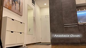 I Wait for Delivery Guy to Flash Something Naughty