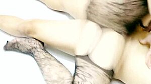 Vietnamese art of making her scream with pleasure