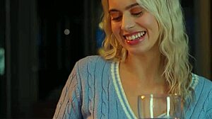 Teen Jill Kassidy Pussygrinds with Hot Milf Serene Siren, Damn Hot!