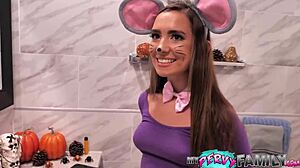 Cosplay cutie gets roughly clawed by crustacean part 1