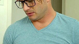 Stuck Step Sister Begs for Quick Fuck and Creampie