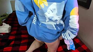 today in glasses i swallow dildo and masturbate on webcam