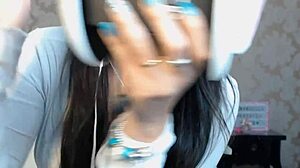 Watch This Latina Striptease With Jerk Off Instructions In English And Portuguese!