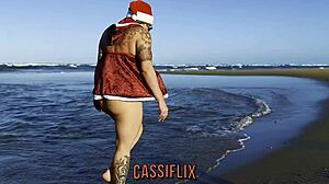 watch mommy noel give pussy on beach to follower