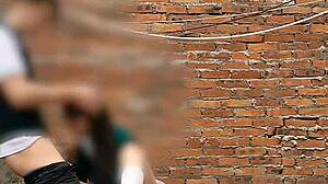 Sexo publico se coge a su compa�era atr�s de los salones alumna de la federal se la chupa en la escuela mexicanas putas parte 1