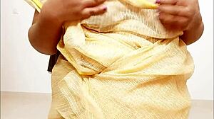 Chubby Asian Aunty Reveals Her Large Boobs and Tits