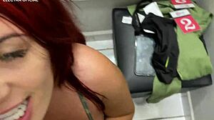 levei a minha empregada em uma loja olha oque ela fez dentro do vestiário fiquei louco