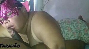 Garganta Profunda: Mature Amateur Licks Huge Pussy and Big Natural Tits