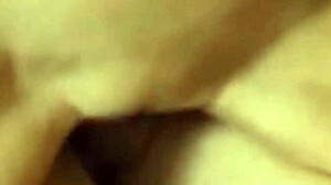 Labios Hinchados Del Coño Expulsando Chorros