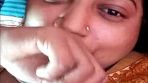 Pakistani Teens Fuck On WhatsApp!