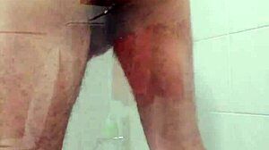 Amateur gay encounter in the shower