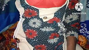 Indian bhabhi squirting from rough fucking