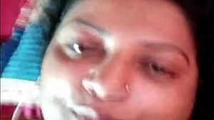 Pakistani Teens Fuck On WhatsApp!