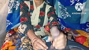 Indian bhabhi squirting from rough fucking