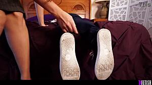 Physicians insatiable foot fetish with sofie reyez and ashlynn taylor licking and sucking