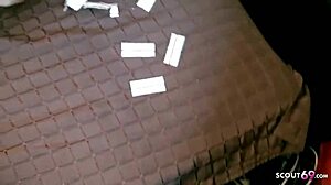 Deutsche milf hure zeigt teen 18+ bei dreier wie es mit freier geht