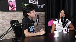 Hey, would she go for an open relationship? He says he's bad in bed and finds swing houses gross - what's sex mean to them? - DJ Rafa Loira and Mateus Hwang Sheer Red