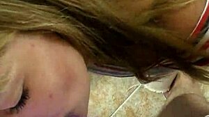 Homemade amateur BLOWJOB for beloved man!