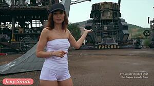 I admire Jeny Smith's cameltoe in tight suit