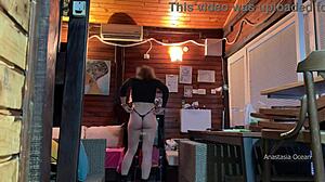 i met delivery guy naked, he begged to grab my boobs and i said yes!!