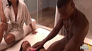 Esposa contrata puta pra marido negro super dotado foder gostoso