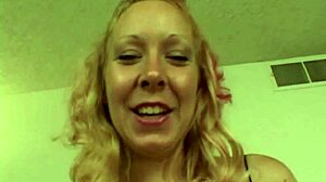 Amateur blonde babe gets her pussy fucked anally