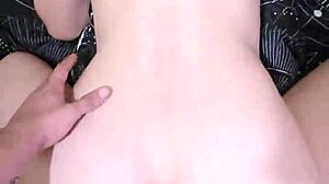 Ela Disse Que o Cuzinho Dela Tava Piscando por Pau