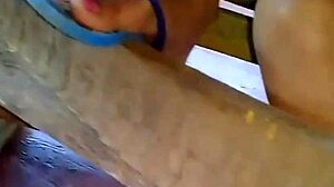 Upskirt a Universitaria Colombiana in Skirt Caught on Hidden Cam