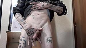 Melvin C Gay Travestismo In An Intriguing Gay Travestismo Scene With Unique Style