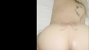 Colombian Webcam Model Inserts Butt Plug for Anal Fucking