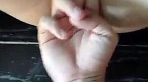 Follandome a la Mujer de Mi Amigo, Meti Hasta el Fondo y Eche Adentro Sin Condon