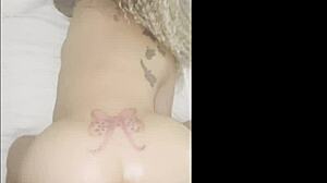 Colombian Webcam Model Inserts Butt Plug for Anal Fucking