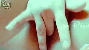 Closeup Amateur Pussy Fingering & Rubbing By Girlfriend