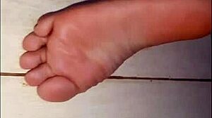 Alicinha moans during anal sex.