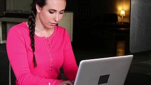 i can't believe this brunette takes double penetration in tight ropes