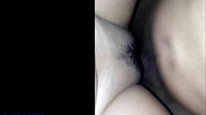 Fodendo no cinema com uma bucetinha latina faminta. Que delícia de grupo!