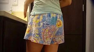 camara espia real pissing universitaria argentina milet, what a beautiful model caught outdoors?