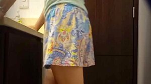 camara espia real pissing universitaria argentina milet, what a beautiful model caught outdoors?