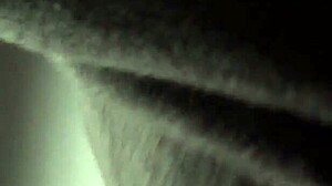 gf hot petite asian perfect gripping in homemade video