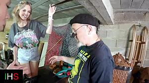 Intense Threesome Sex: Blonde Girl and Milf in Muff Diving and Fucking!