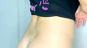 Hot Colombian Babe Tries Anal for First Time in Homemade Clip